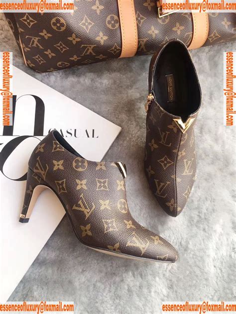 louis vuitton shoes replica uk|knockoff louis vuitton boots.